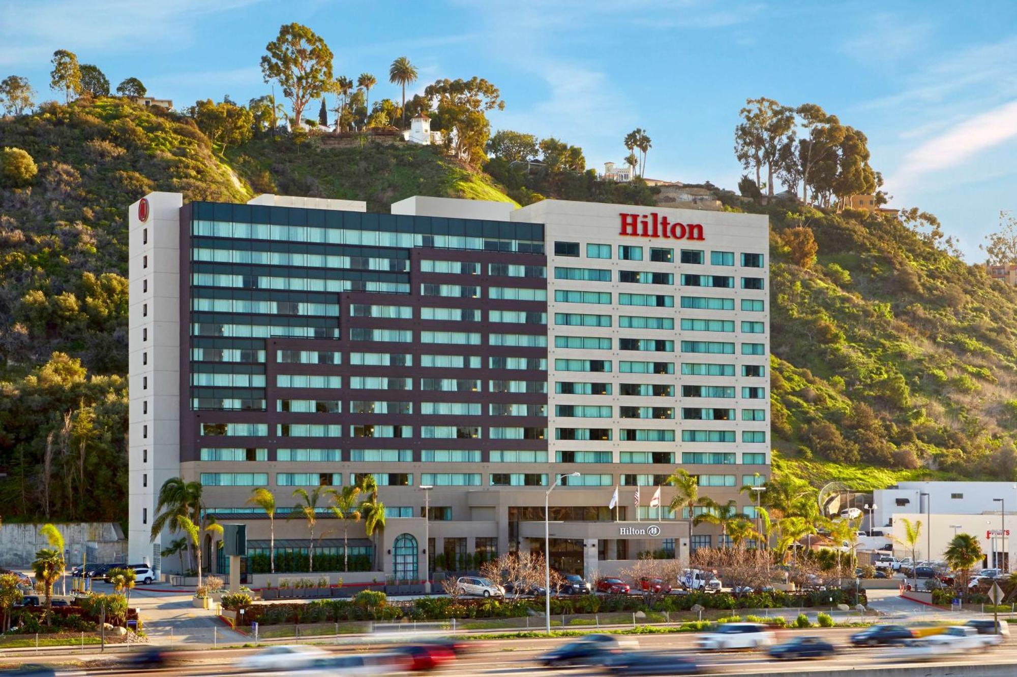 Hilton San Diego Mission Valley Esterno foto